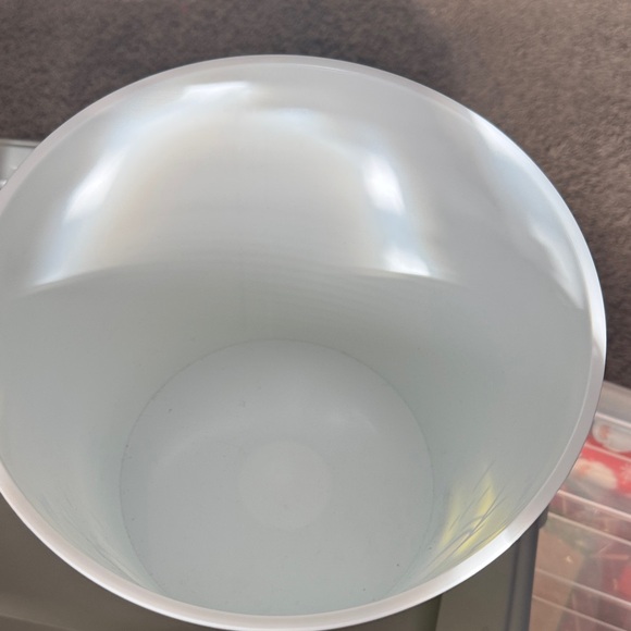 Grinch Face Bucket - Picture 2 of 5